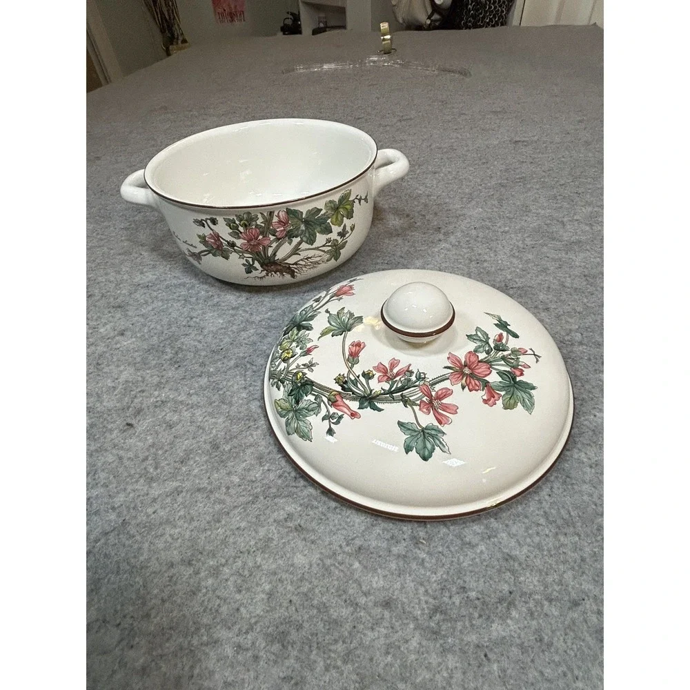 Villeroy & Boch Botanica Round Covered Vegetable Bowl
